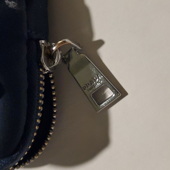 Prada  Re-edition 2005  Blue Mini Bag - Picture 5 of 5